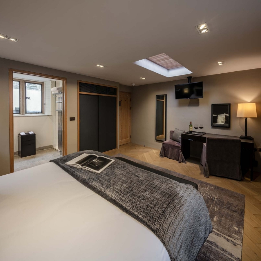 Roch Castle Lucy Walter Bedroom